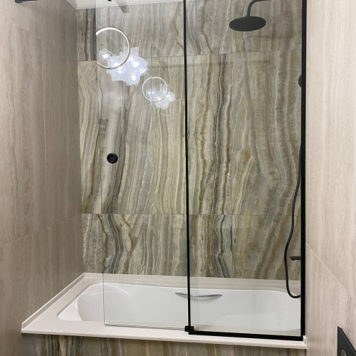 Стеклянная шторка на ванну в Екатеринбурге prsteklo.ru